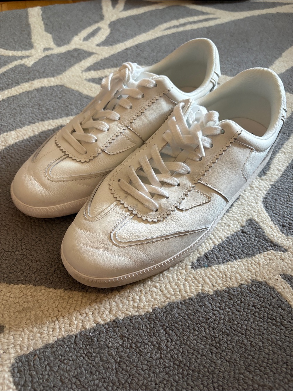 TOMS Leather Casual Sneakers